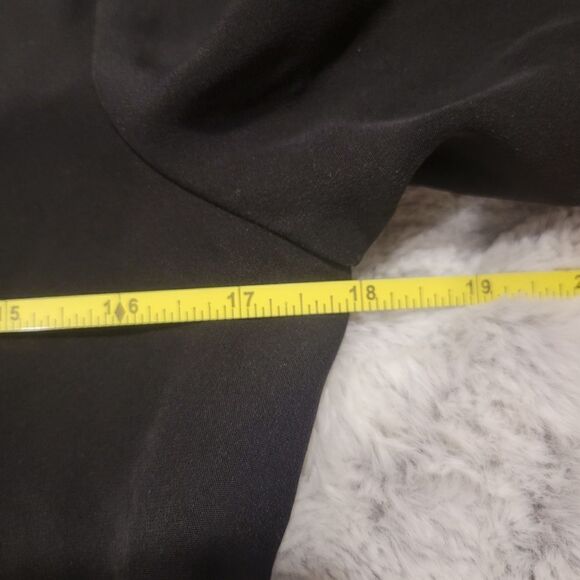 Armani Collezioni bell sleeve button up, size 10 - Picture 6 of 8